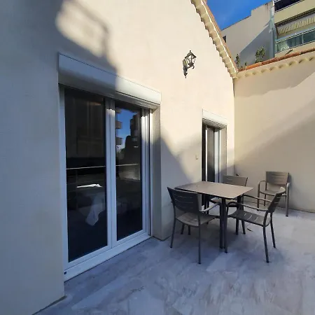 Paradise House 70m2, By Welcome To *